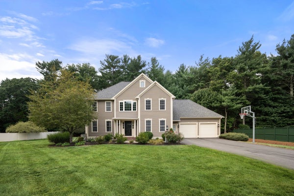 12 WINNECUNNET WAY, SOUTH EASTON, MA 02375 - Image 6a4cc7fd720ebaaff7e461db89e8f3fd/1189471568