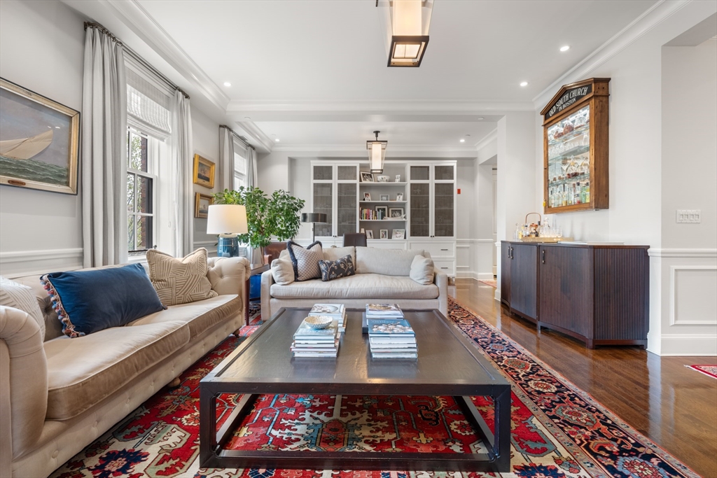 413-415 Commonwealth Ave 5