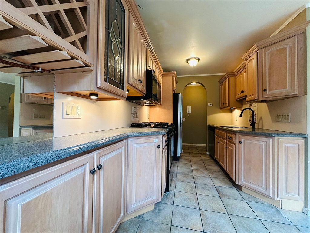 288 Regency Park Dr 288
