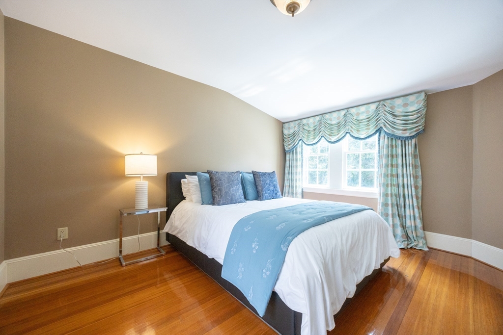 55 Parkwood Drive, Milton, MA Photo #25