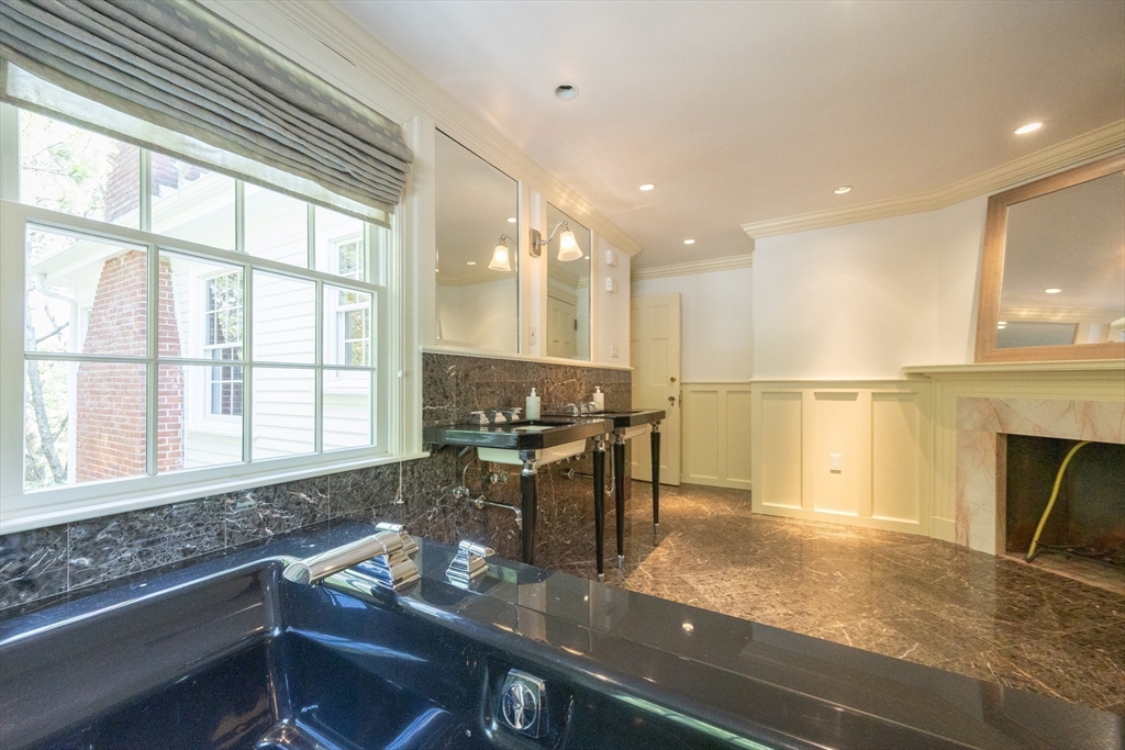 55 Parkwood Drive, Milton, MA Photo #24