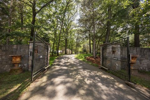 Photo of 55 Parkwood Drive, Milton, MA 02186 (MLS # 73519804)