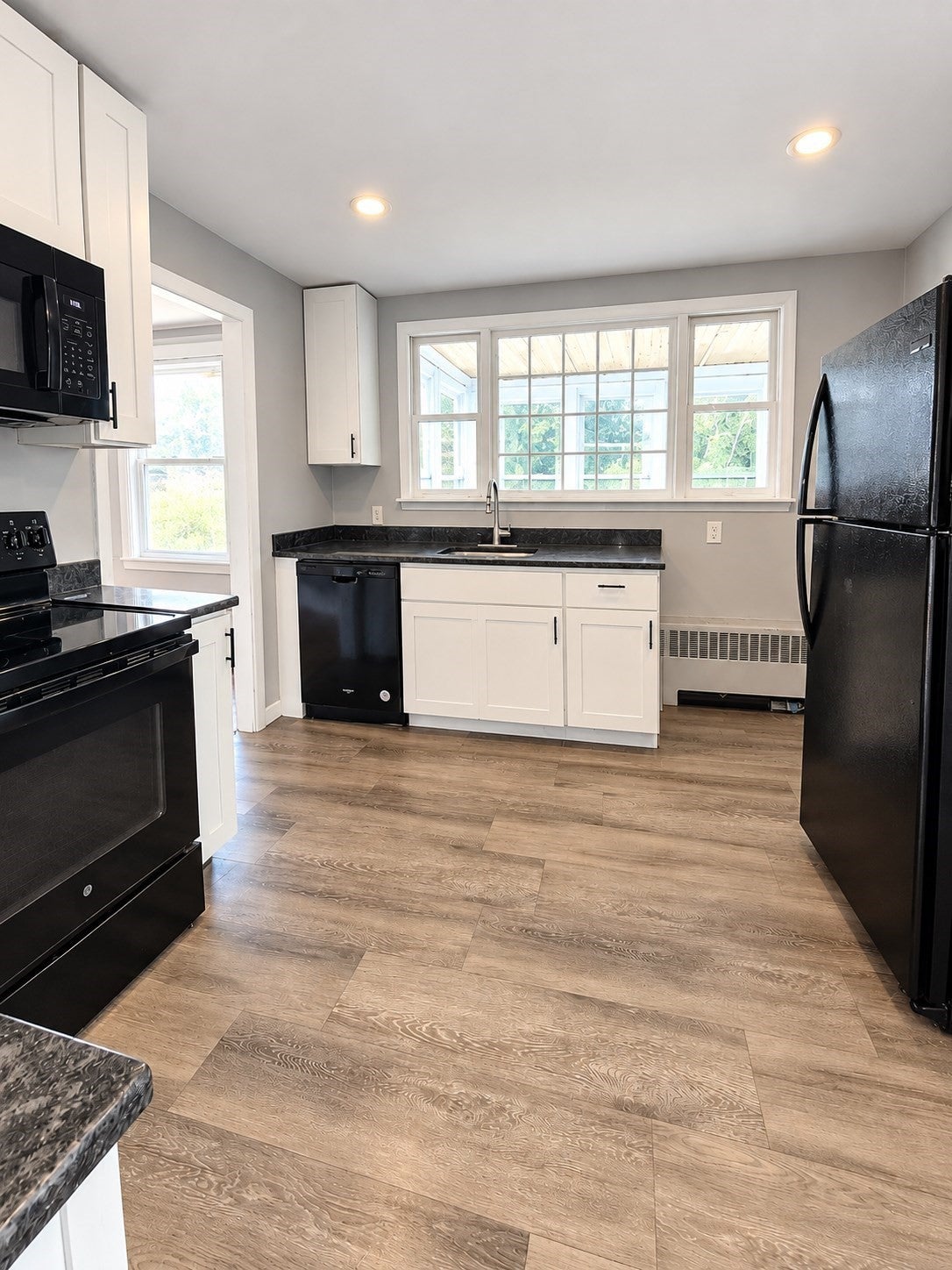 12 Lincoln St #2, Haverhill, MA Photo #2