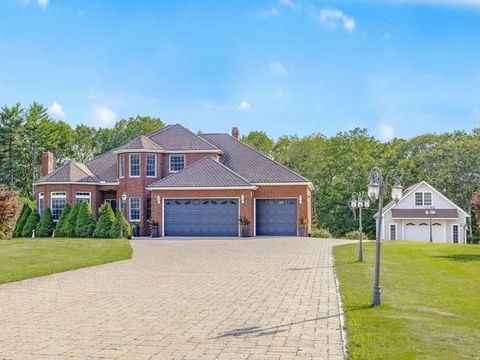 114 Upper Gore Rd Webster MA 01570