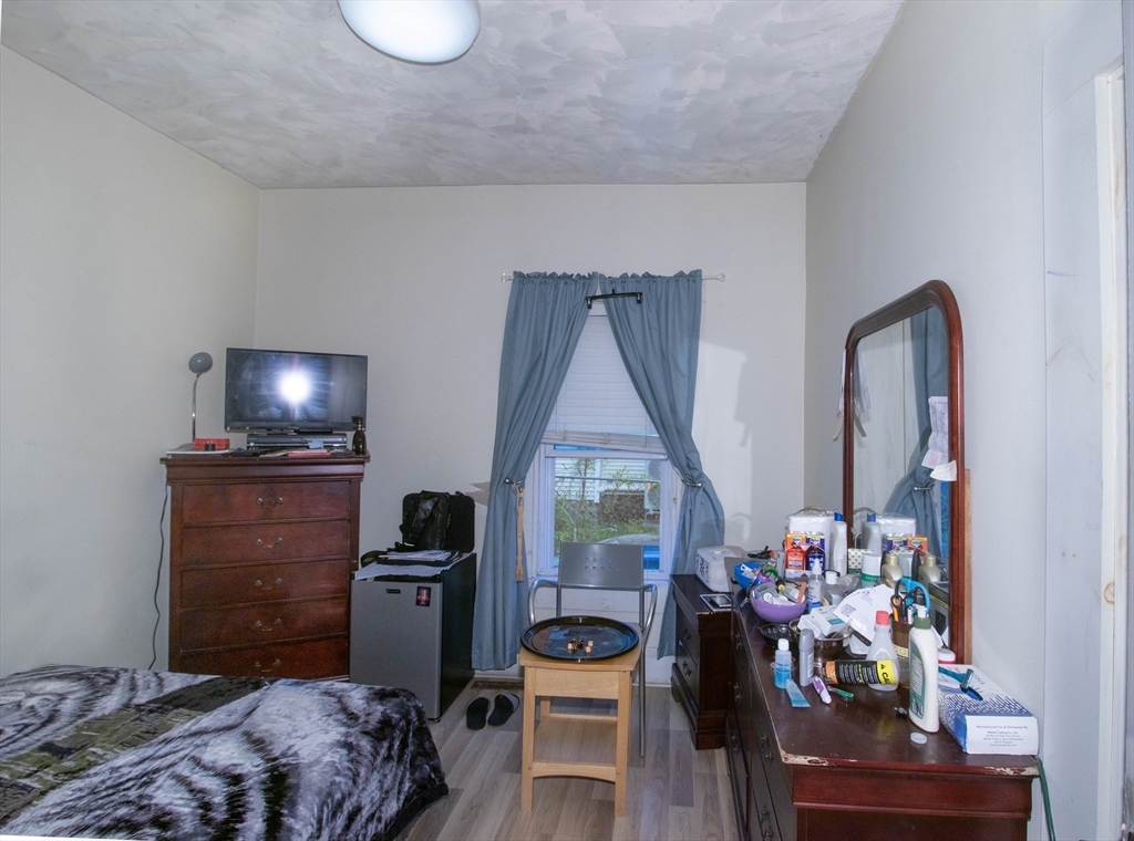 19 Glenwood St, Brockton, MA Photo #12