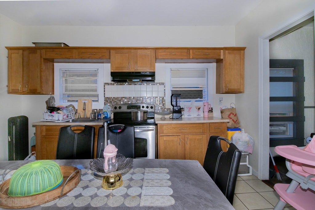 19 Glenwood St, Brockton, MA Photo #20
