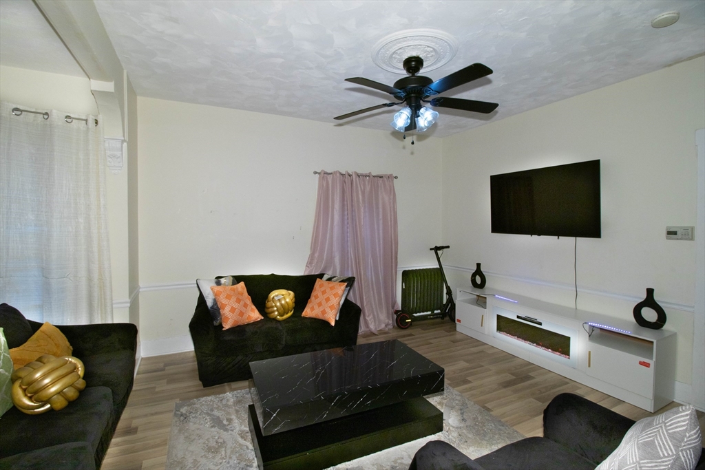 19 Glenwood St, Brockton, MA Photo #14