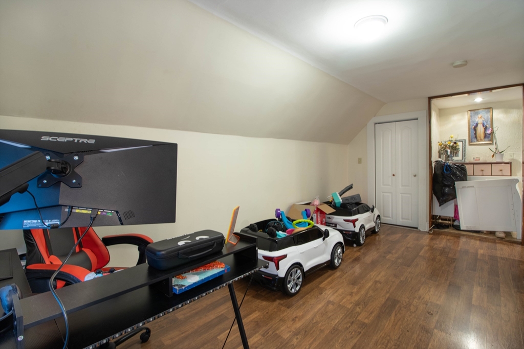 19 Glenwood St, Brockton, MA Photo #23