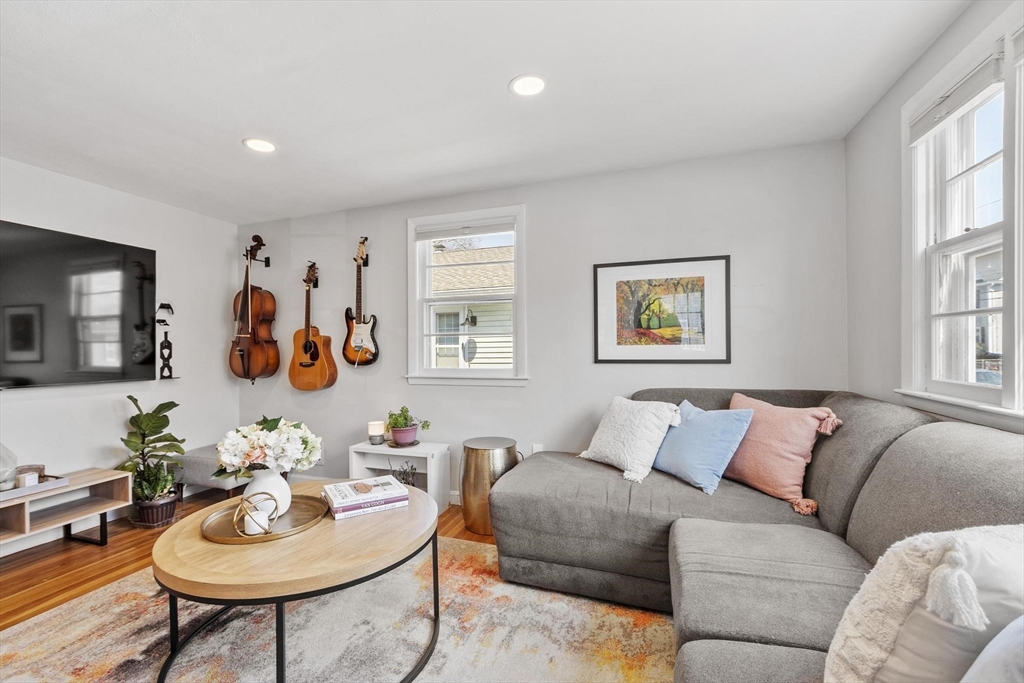 81 Princeton Ave