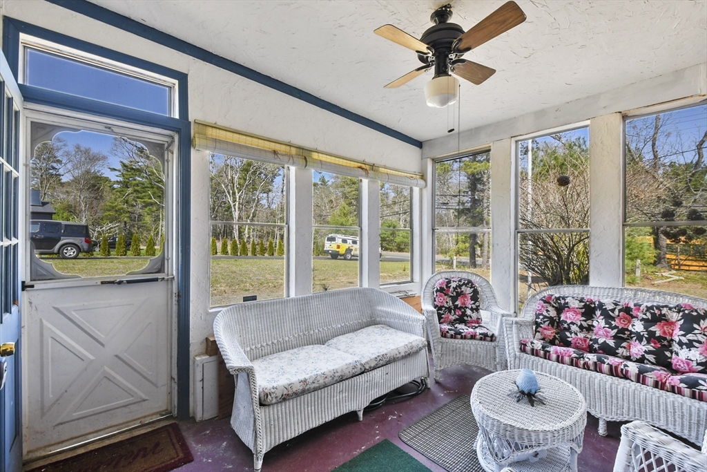 272 Glen Charlie Rd