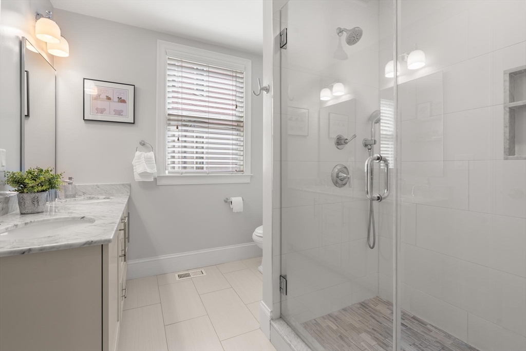 9 Bartlett Cres #1, Brookline, MA, 9 Bartlett Cres #1, Brookline, MA Photo #15