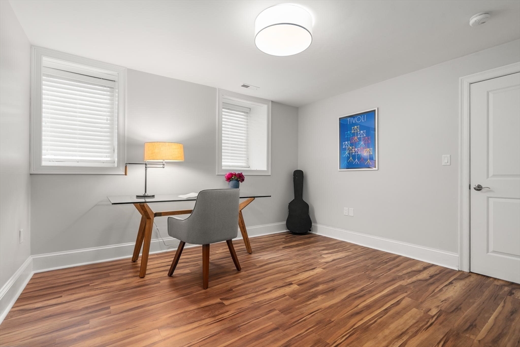 9 Bartlett Cres #1, Brookline, MA, 9 Bartlett Cres #1, Brookline, MA Photo #19