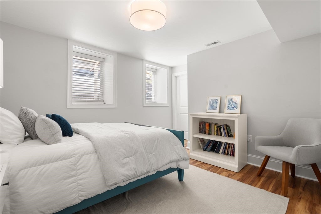 9 Bartlett Cres #1, Brookline, MA, 9 Bartlett Cres #1, Brookline, MA Photo #17