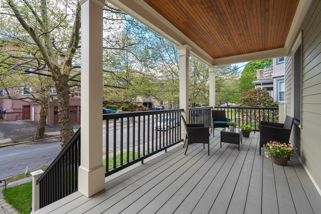 9 Bartlett Cres #1, Brookline, MA, 9 Bartlett Cres #1, Brookline, MA Photo #2