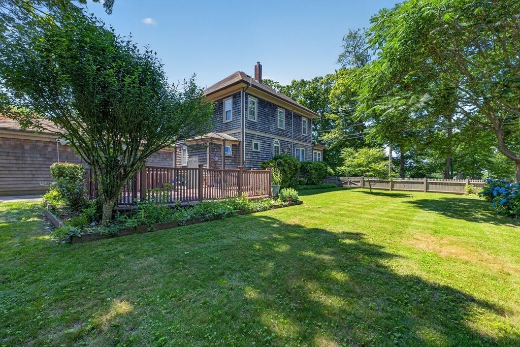 594 Slocum Rd