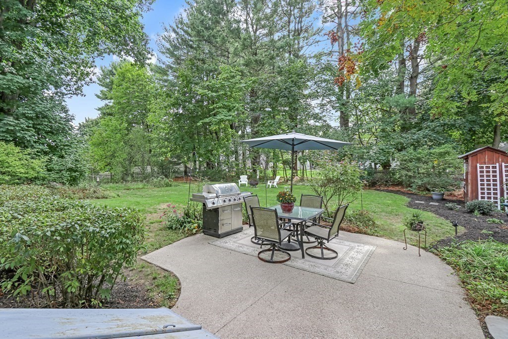 60 Warwick Dr
