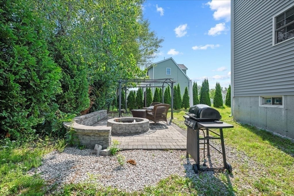 3 Moore Dr, Millbury, MA Photo #34