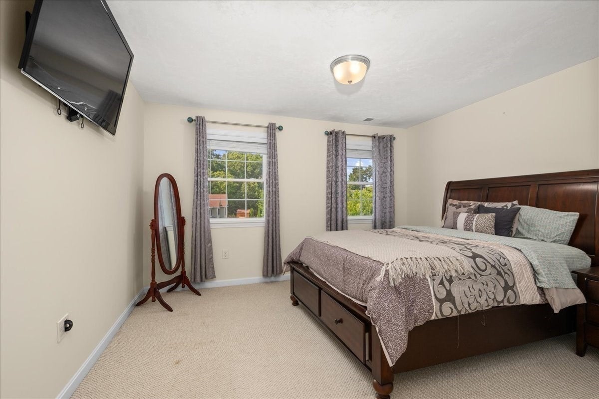3 Moore Dr, Millbury, MA Photo #25