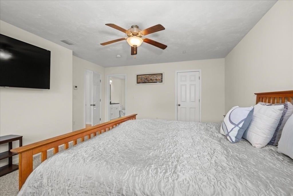 3 Moore Dr, Millbury, MA Photo #21