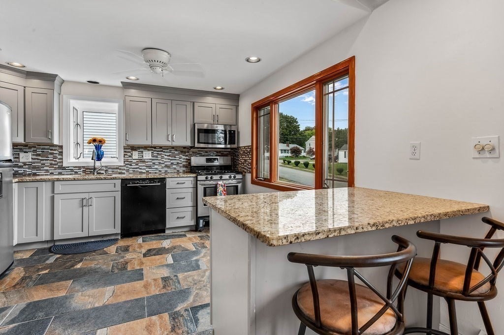 67 Lane Drive, Norwood, MA, 67 Lane Drive, Norwood, MA Photo #13