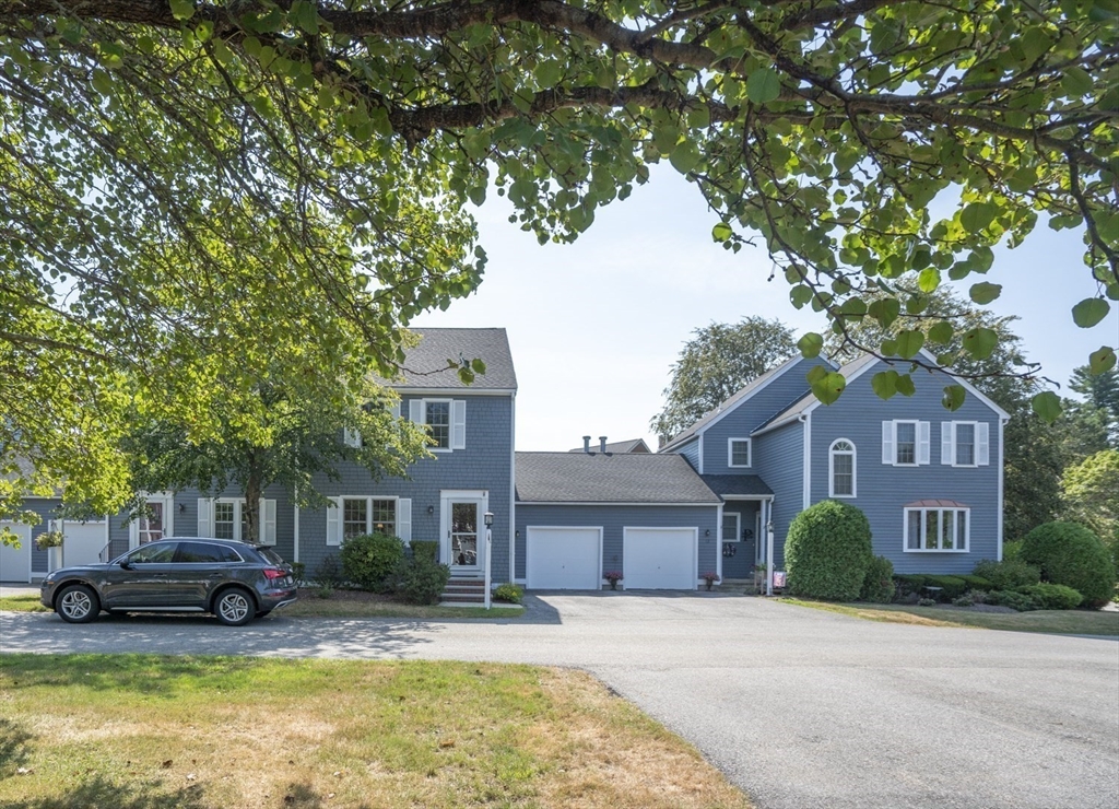 11 Whittier Meadows Dr 11