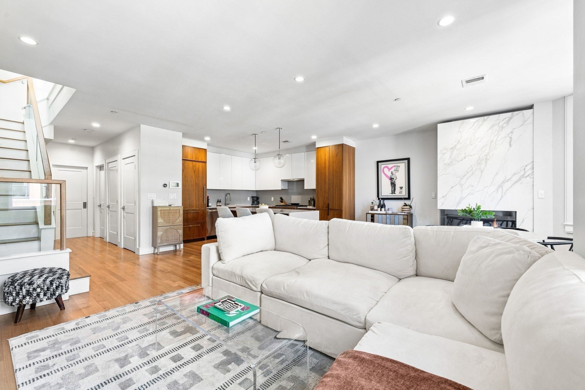 10 Gloucester St #3, Boston, MA Photo #8