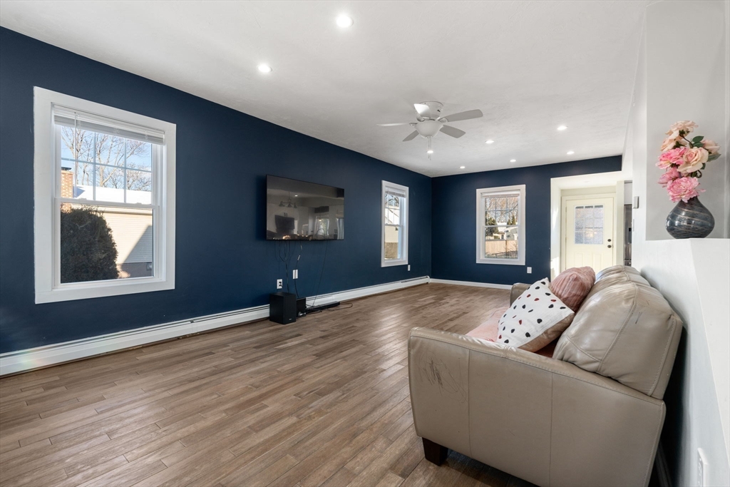 35 Elmwood Ave