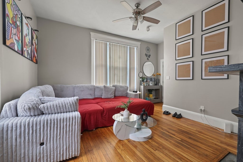 51 Bonney St