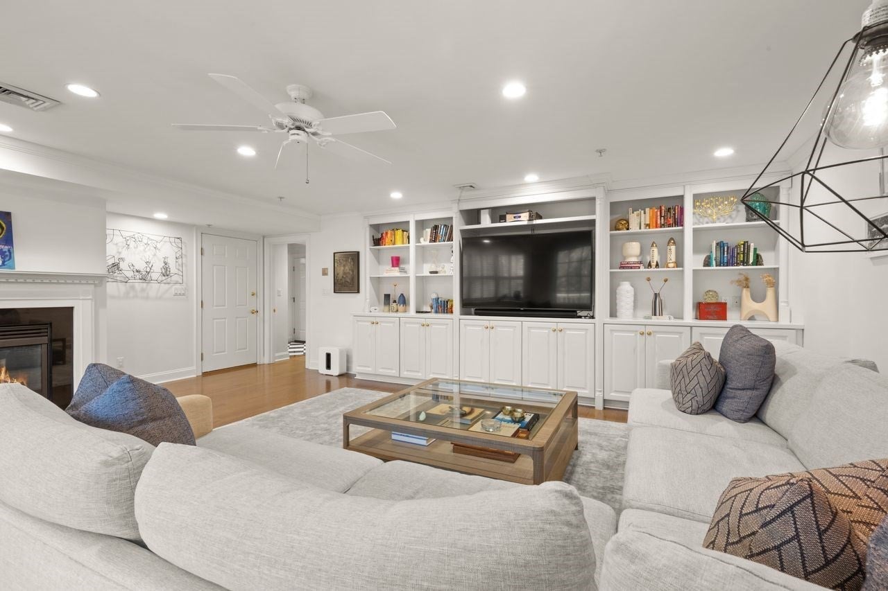 27C Maple St #C, Canton, MA, 27C Maple St #C, Canton, MA Photo #6