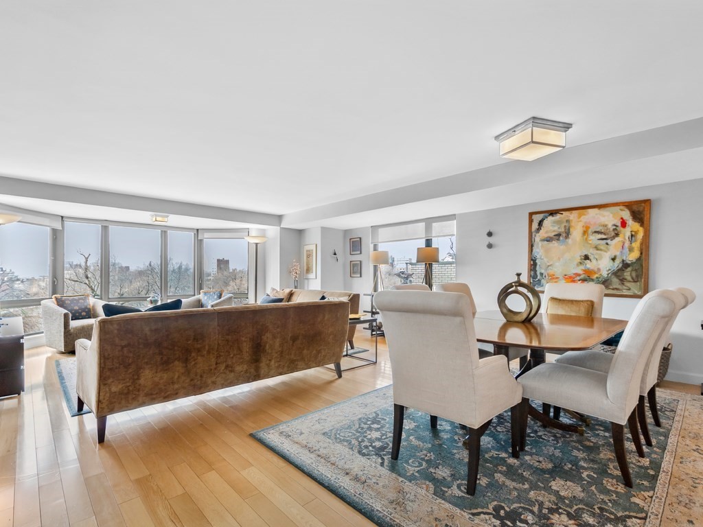 165 Tremont St 701