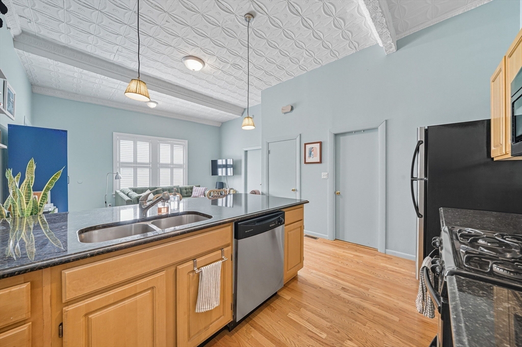 183-185 Rindge Ave 1