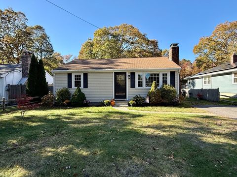 Photo of 23 Circuit Rd N Rd, Yarmouth, MA 02673 (MLS # 73449868)