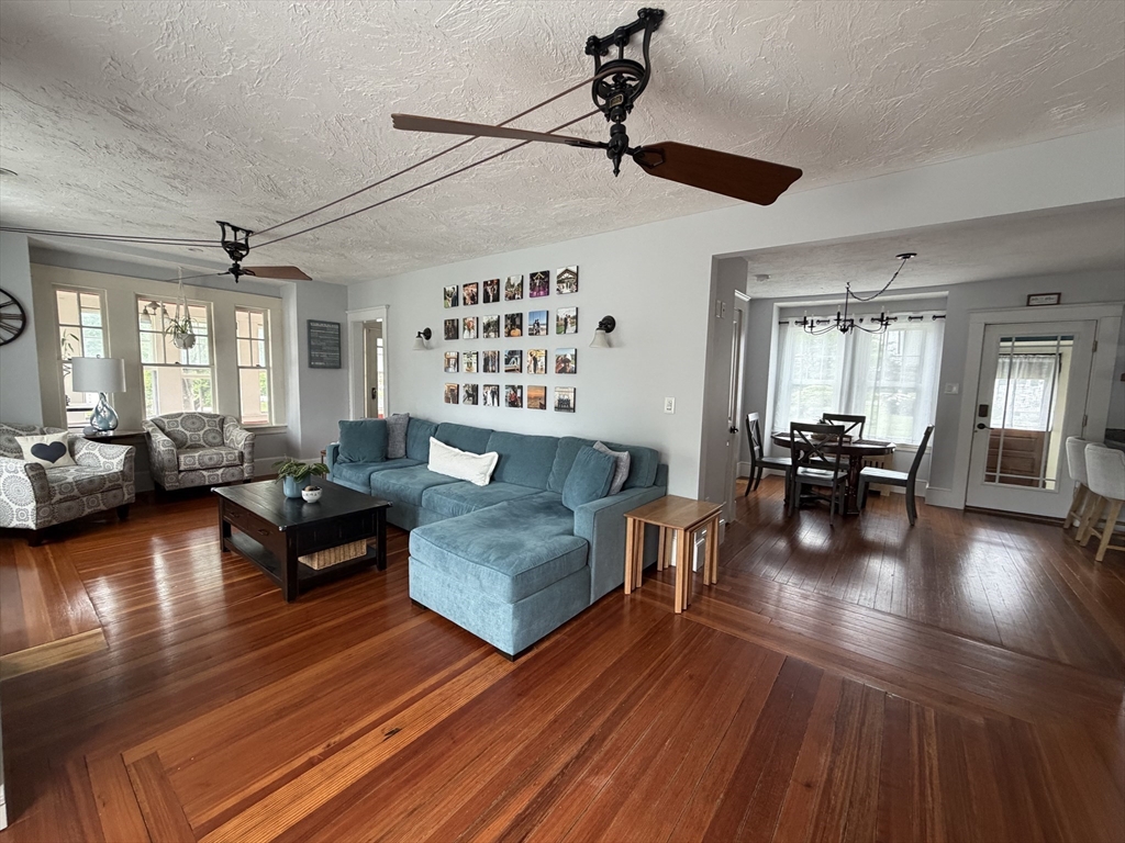 48 Causeway St
