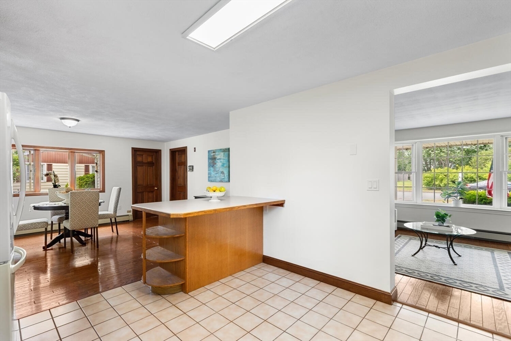 11 Amherst St