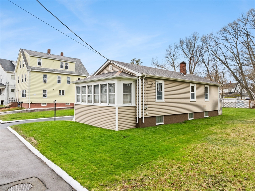 22 E Broadway