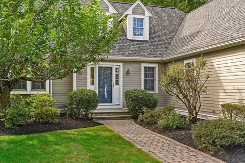 Photo of 4 Doctors Hill #4, Scituate, MA 02066 (MLS # 73583652)