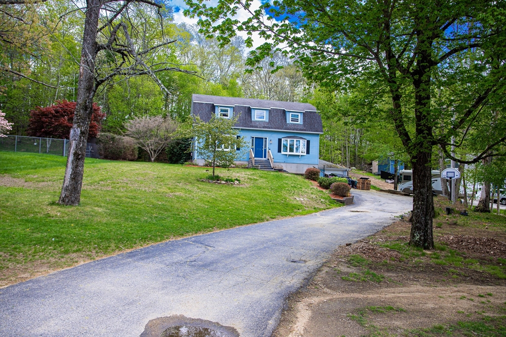 504 Pleasant St