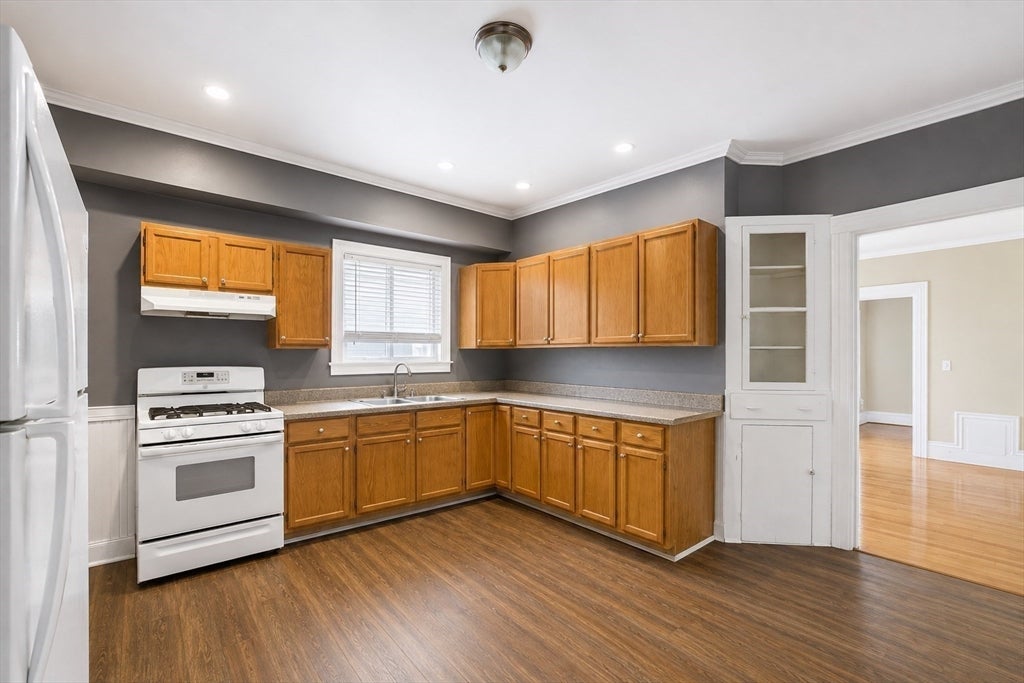 304 County St, New Bedford, MA, 304 County St, New Bedford, MA Photo #4