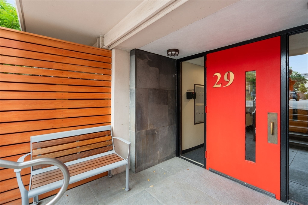 29 Concord Ave 302