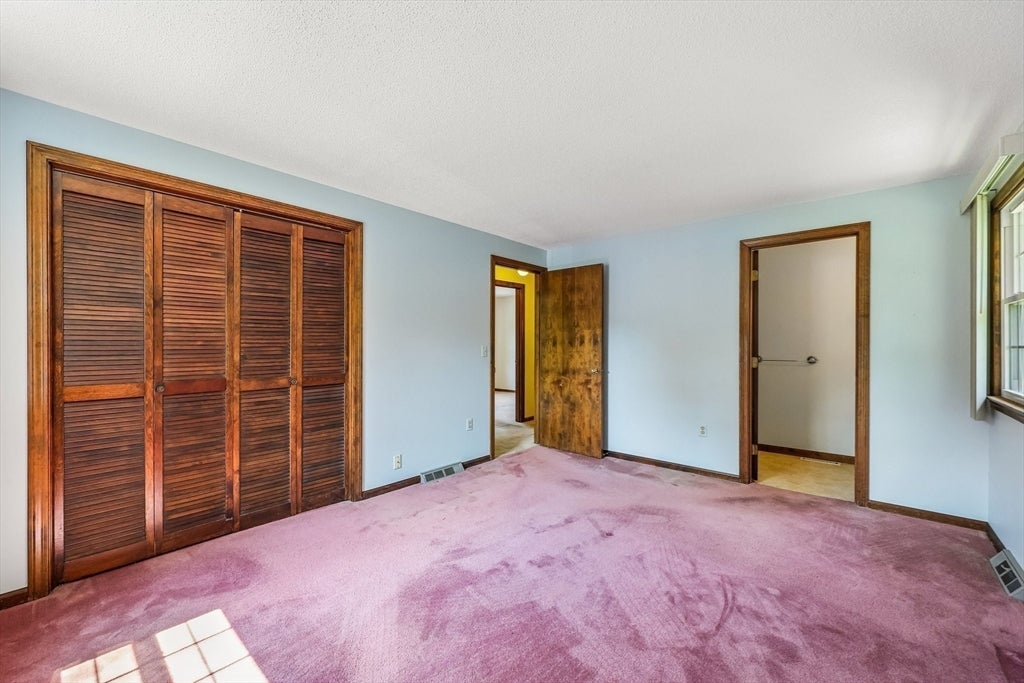 60 Forest Hill Rd, Agawam, MA, 60 Forest Hill Rd, Agawam, MA Photo #12