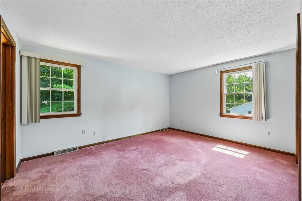 60 Forest Hill Rd, Agawam, MA, 60 Forest Hill Rd, Agawam, MA Photo #13