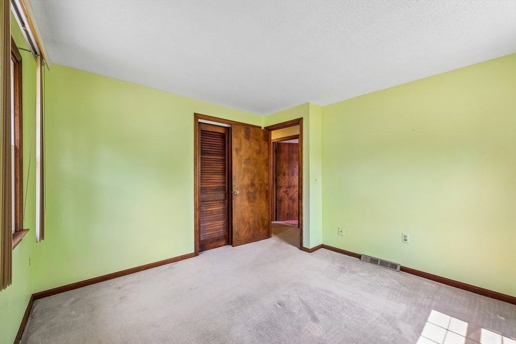 60 Forest Hill Rd, Agawam, MA, 60 Forest Hill Rd, Agawam, MA Photo #9
