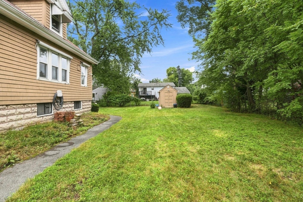 16 Beechcrest St, Warwick, RI, 16 Beechcrest St, Warwick, RI Photo #20