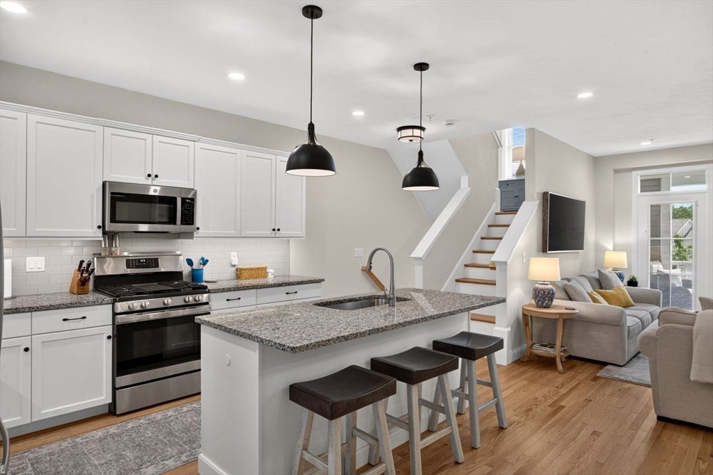 4 Hawthorne Rd, Plymouth, MA, 4 Hawthorne Rd, Plymouth, MA Photo #10
