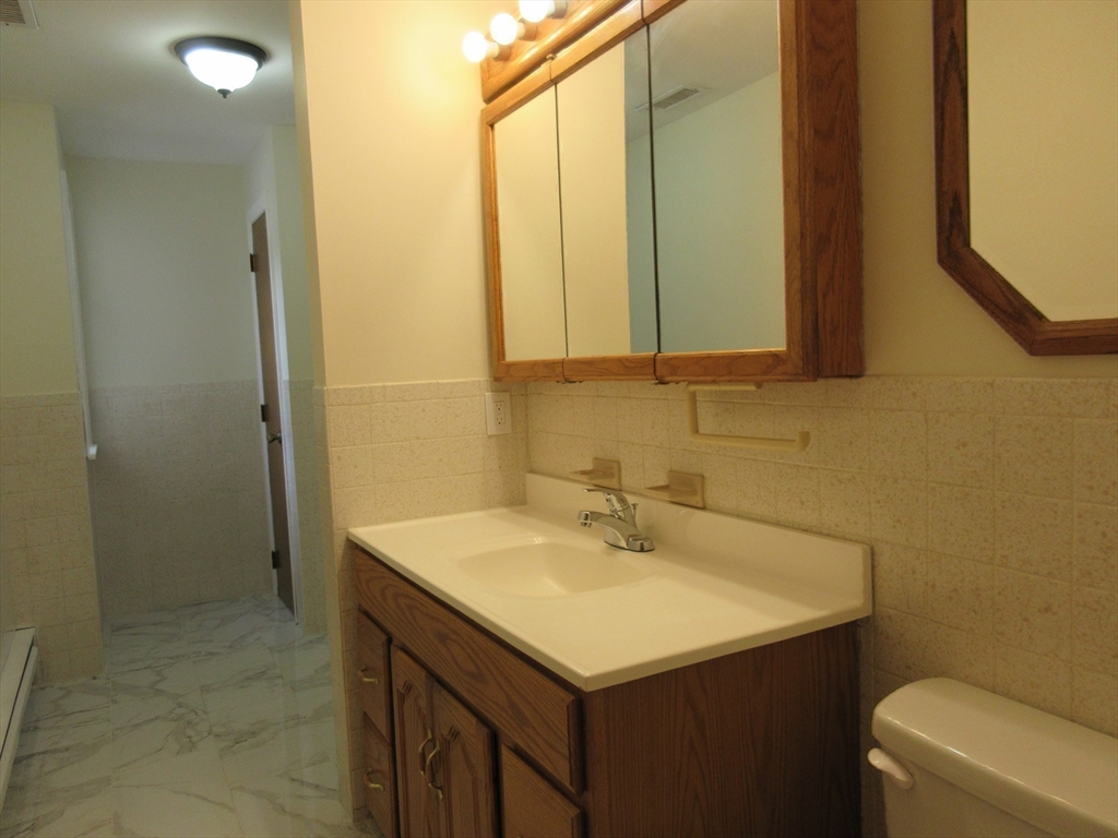 6 Bristol St, Lowell, MA Photo #21