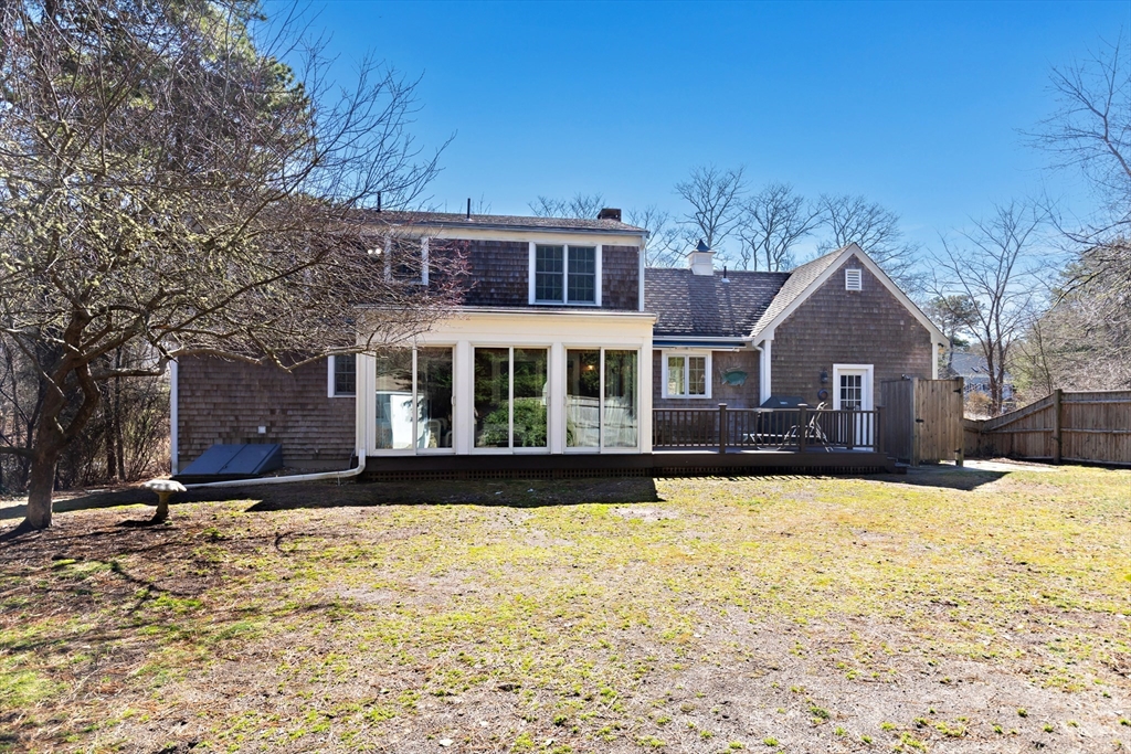 120 Stonehenge Dr