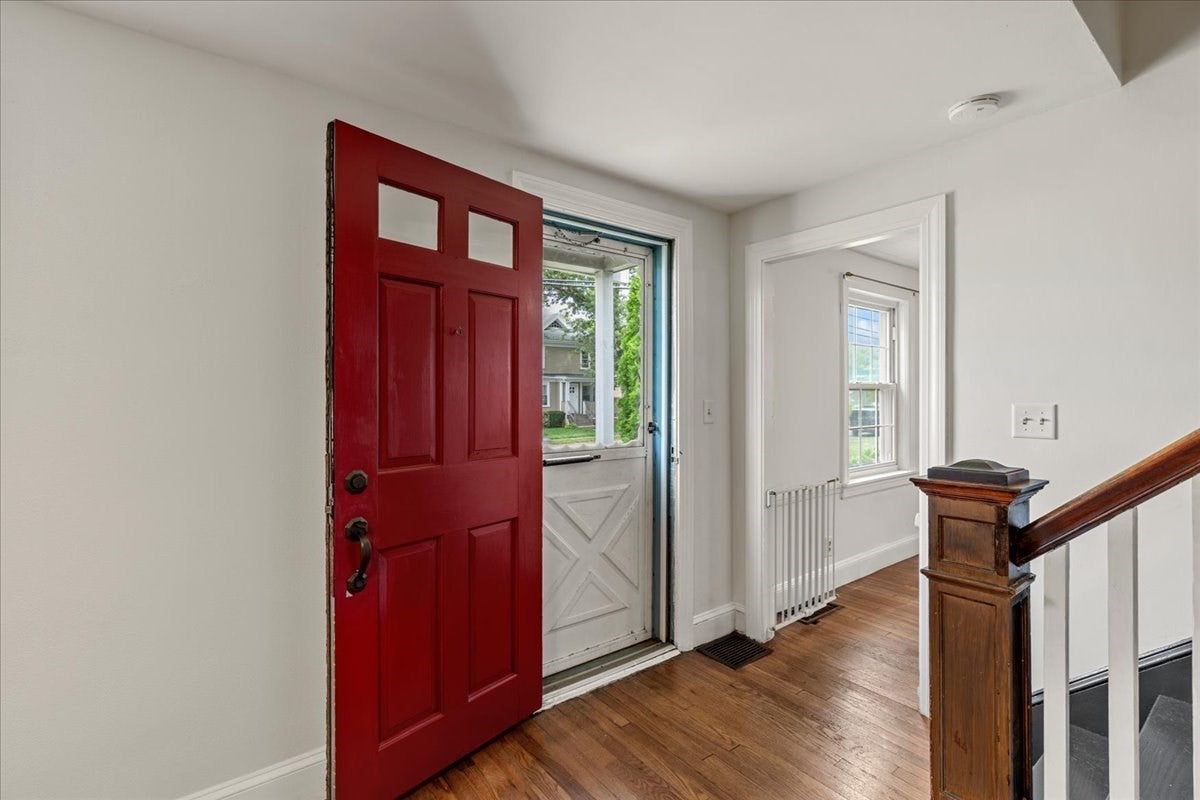 208 West Center St