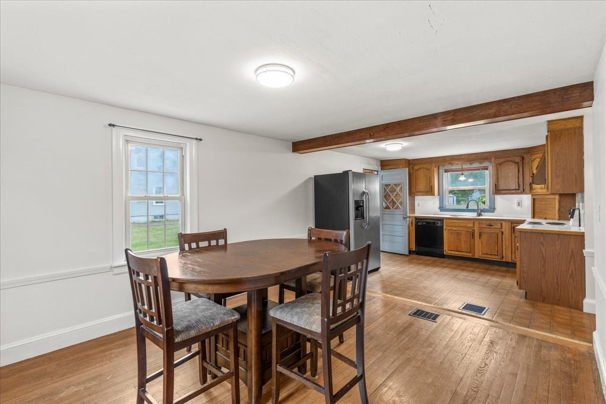 208 West Center St