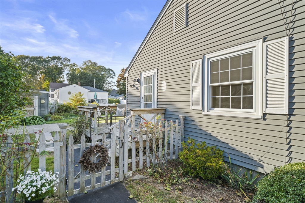 7 Drake St