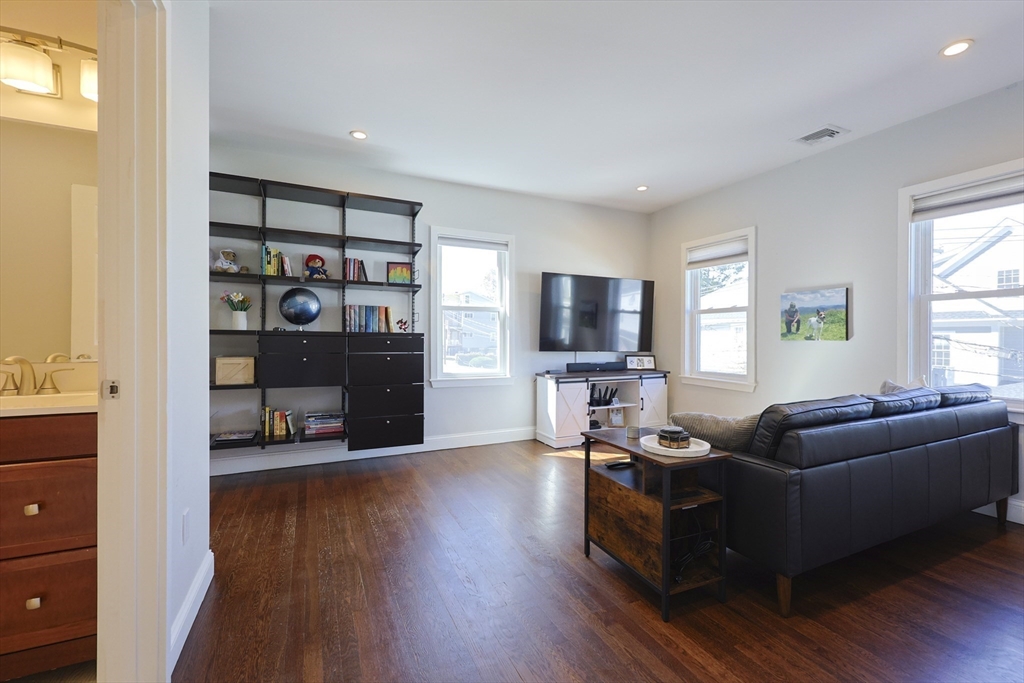 112 Roslindale Ave 2
